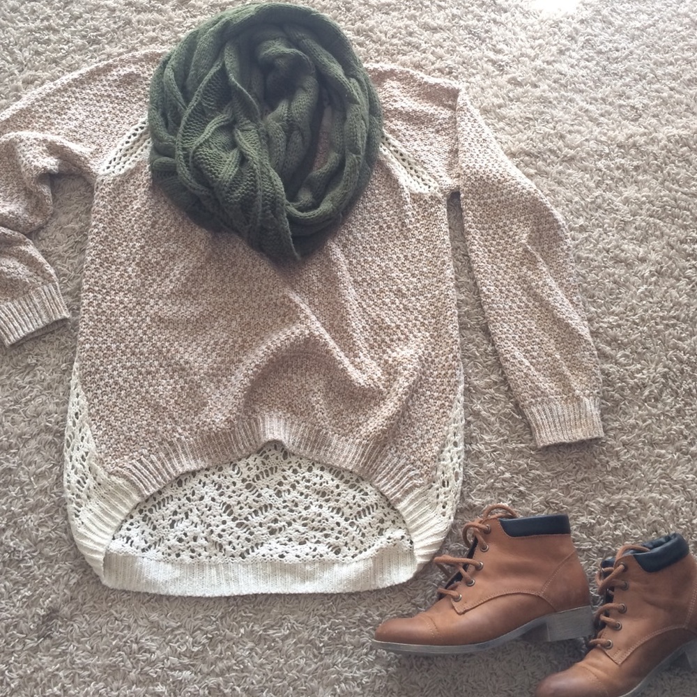 Feminine long tan and cream knit sweater