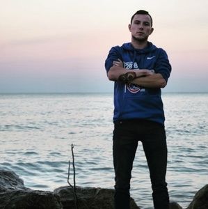 Meet your Posher, Sam