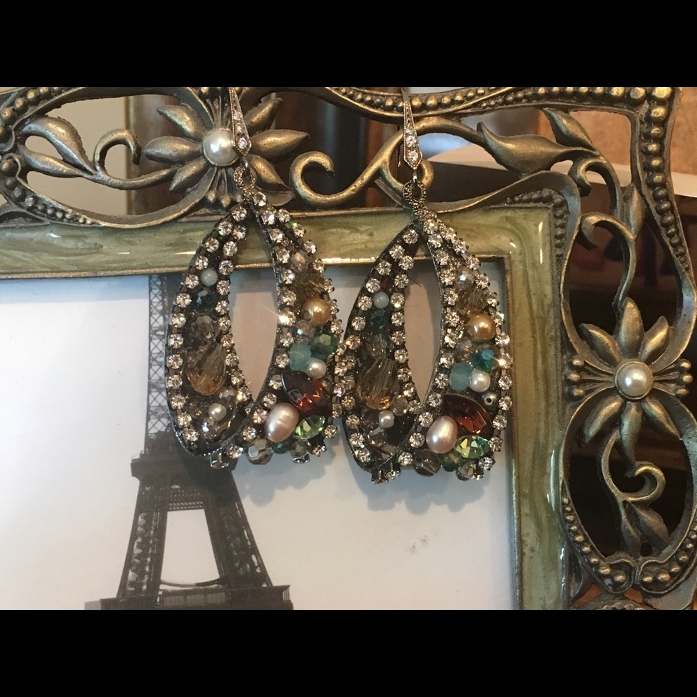 JUST LISTED! Blingy Earrings