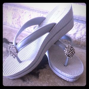 🔴 Dizzy StarStone Chunk Sandals