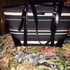 Kate Spade New York hand bag (purse)