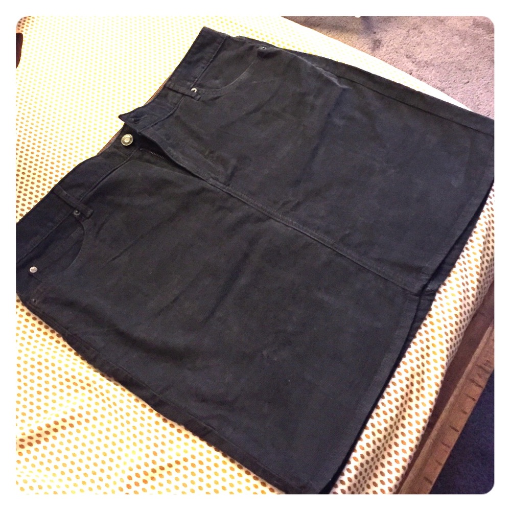 Charcoal gray thin wale corduroy skirt