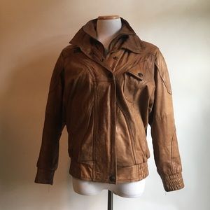 Brown 100% leather bomber jacket