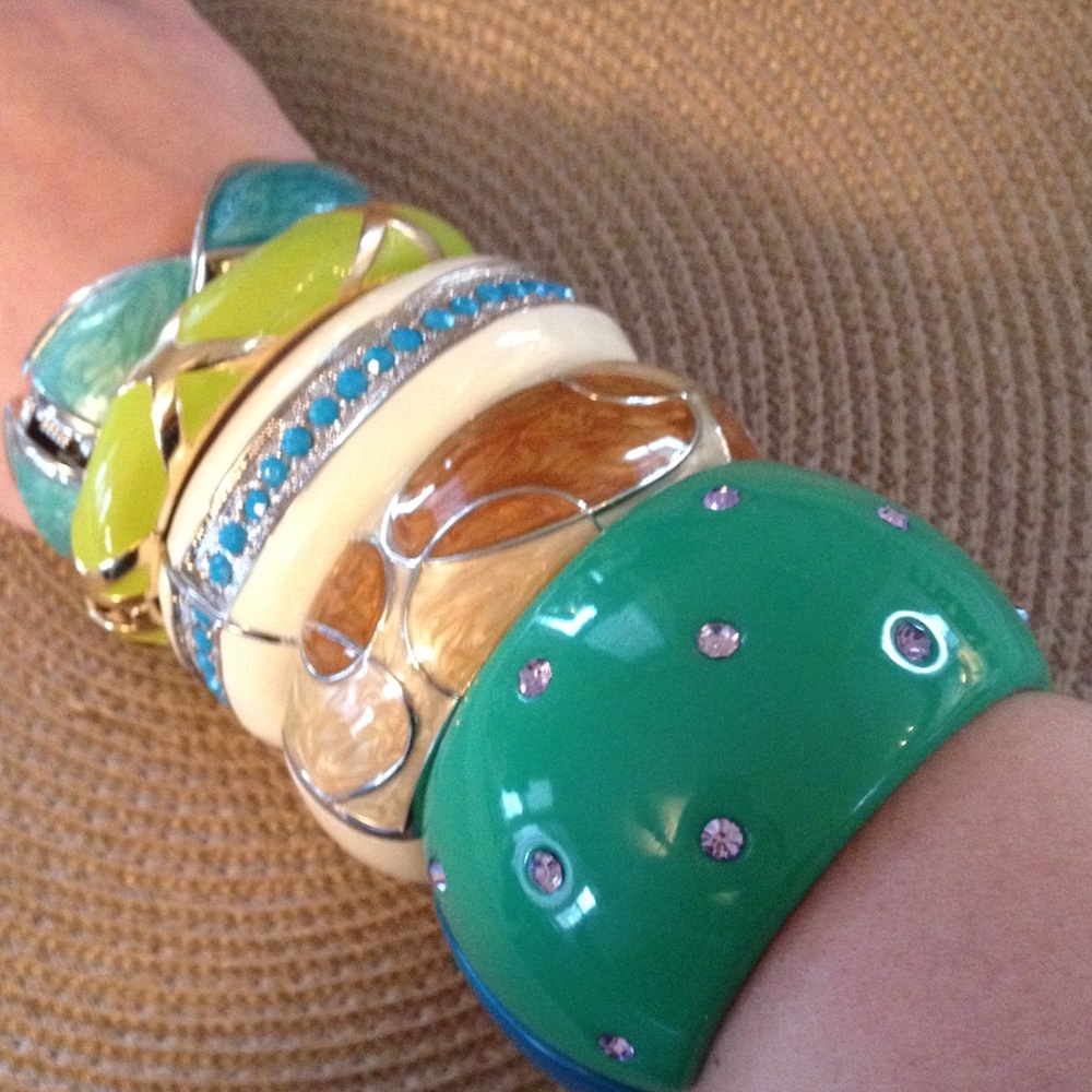 4 Bangles bundle - Picture 2 of 3