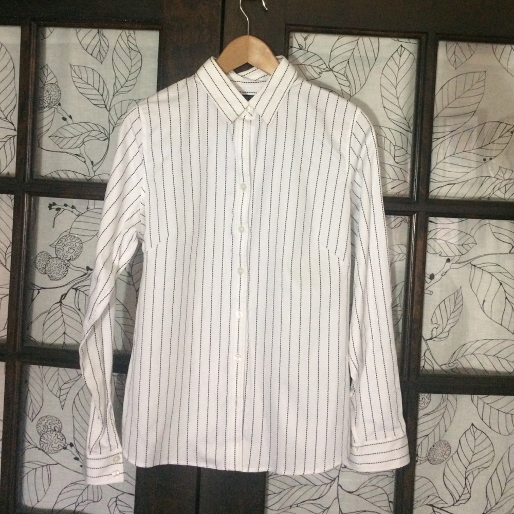 Banana Republic Button down Shirt