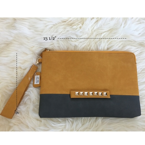 🆕Colorblock Wristlet - Picture 4 of 4