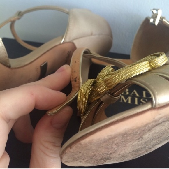 Badgley Mischka Satin T-strap Peep Toe Stilettos - Picture 4 of 4