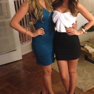boulee Dresses - Bouelle body con dress- open back boulee Dresses - Bouelle body con dress- open back