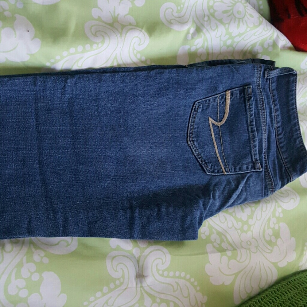 American Eagle stretch Artist fit Capri jeans