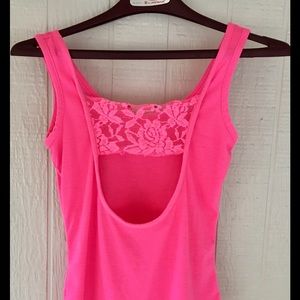 Lace opened back tank top
