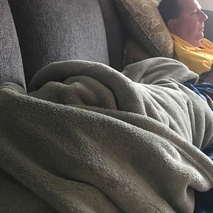 Meet your Posher, Larry