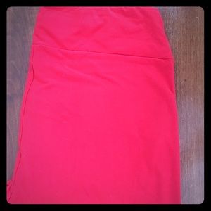 LuLaRoe Tall & Curvy  solid Cherry Red Leggings