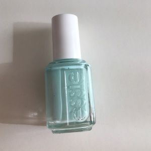 Essie Nail Lacquer in Mint Candy Apple