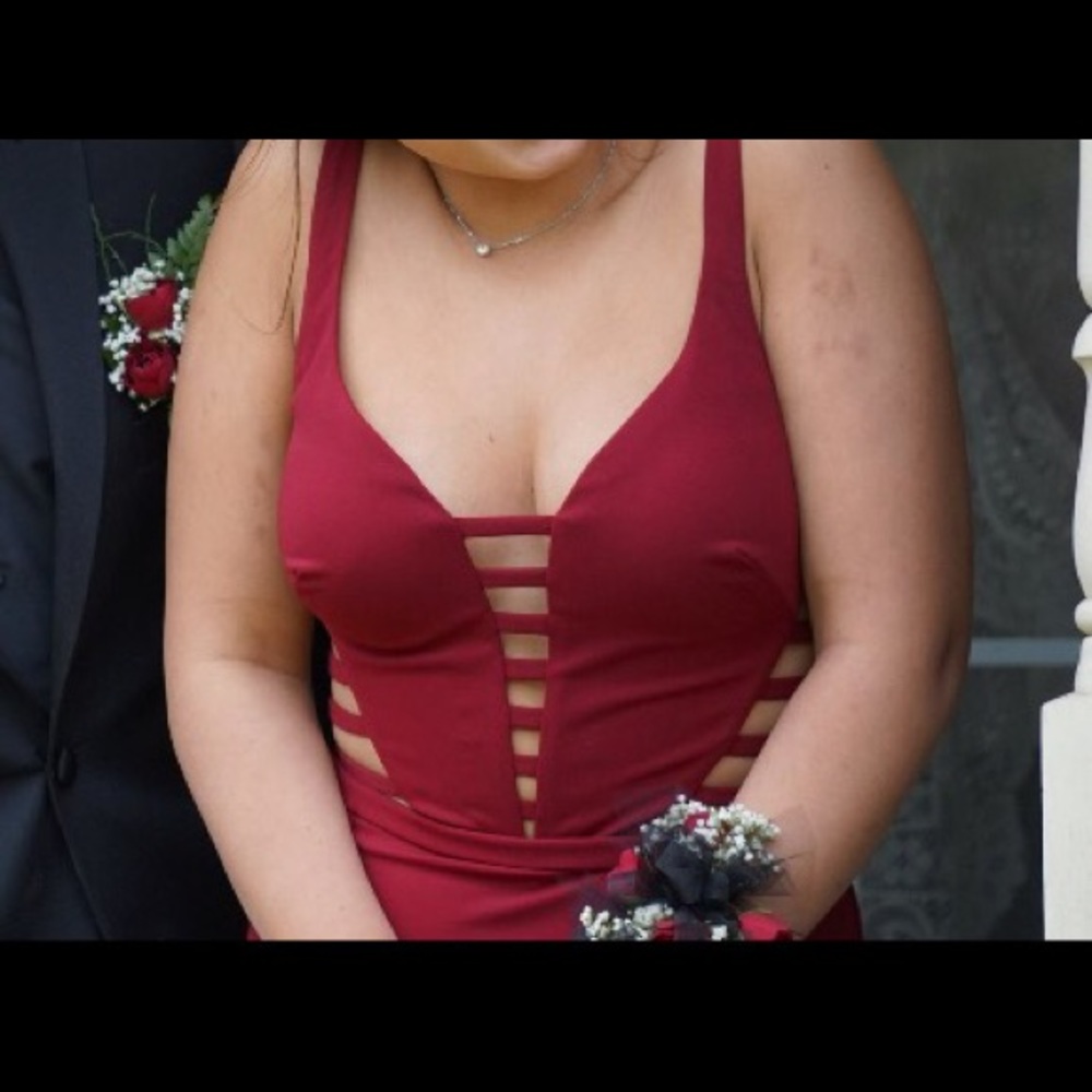 PROM DRESS