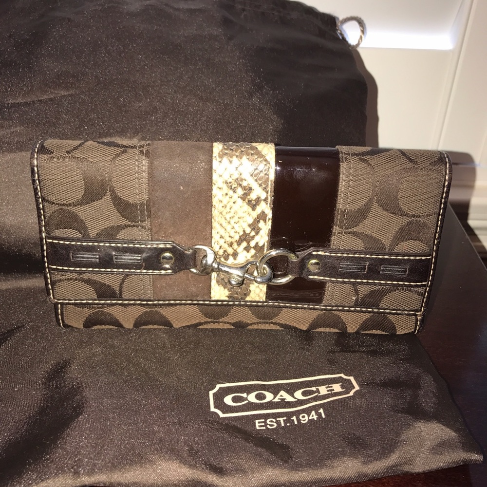 Authentic Coach Hampton Python Stripe Wallet