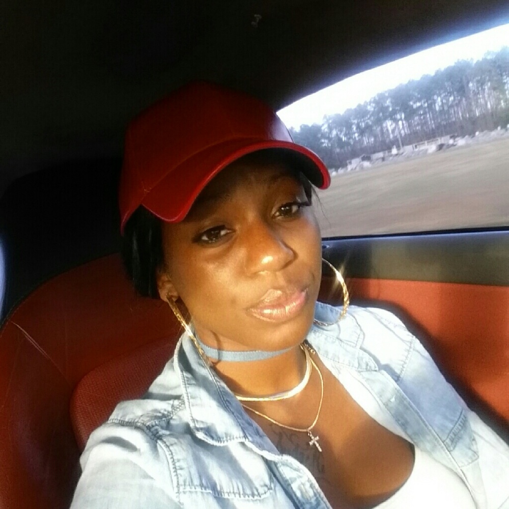 Meet your Posher, Waquita