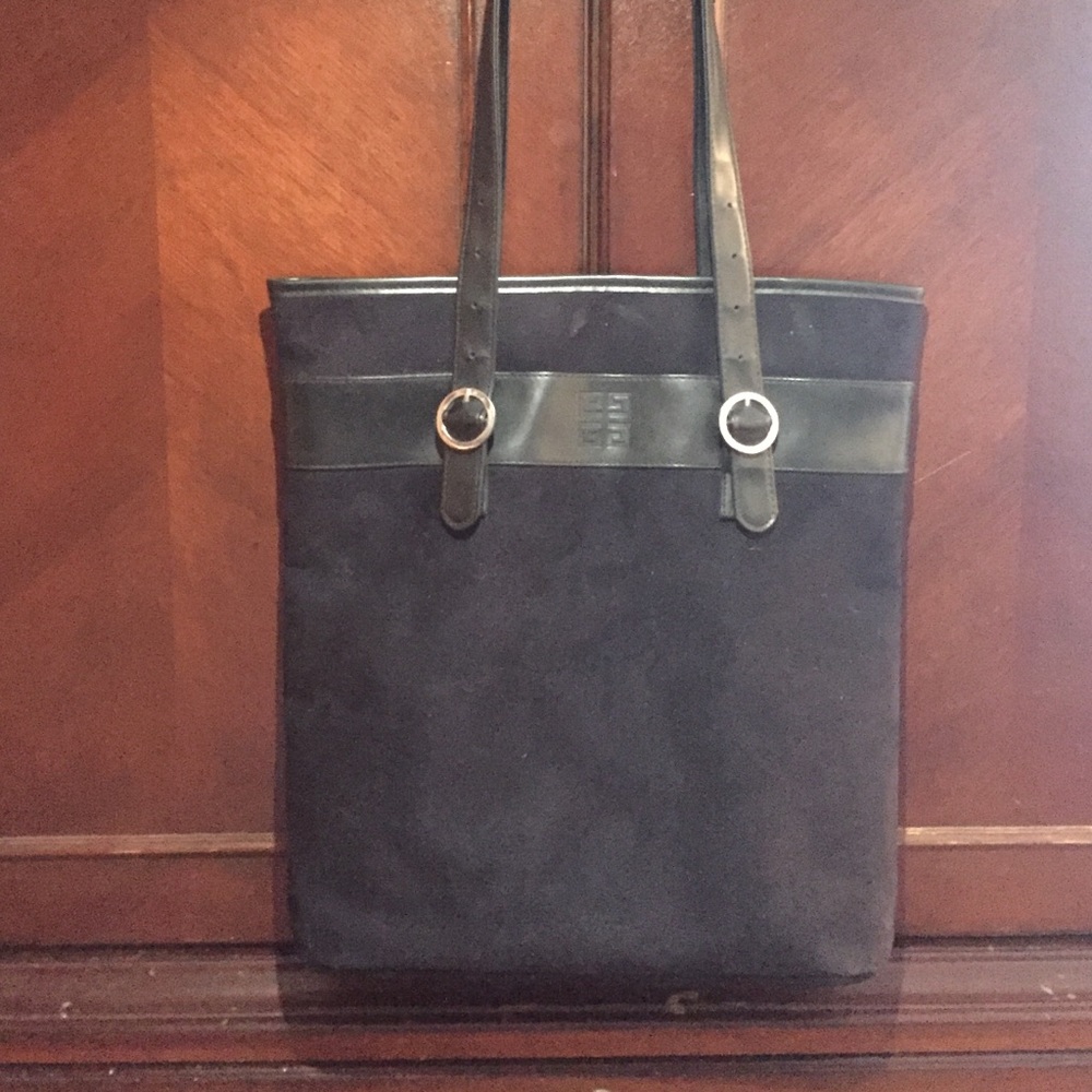 Black velvet tote  ⭐️
