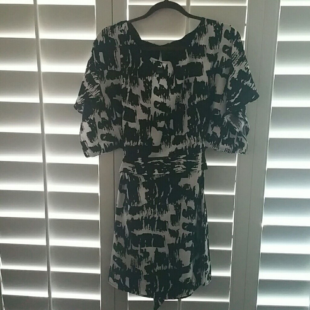 Super sexy BCBG mini dress 96% polyester, 4% spadx