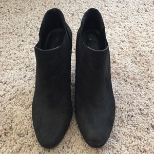 Audrey Brooke black wedge booties size 9.5