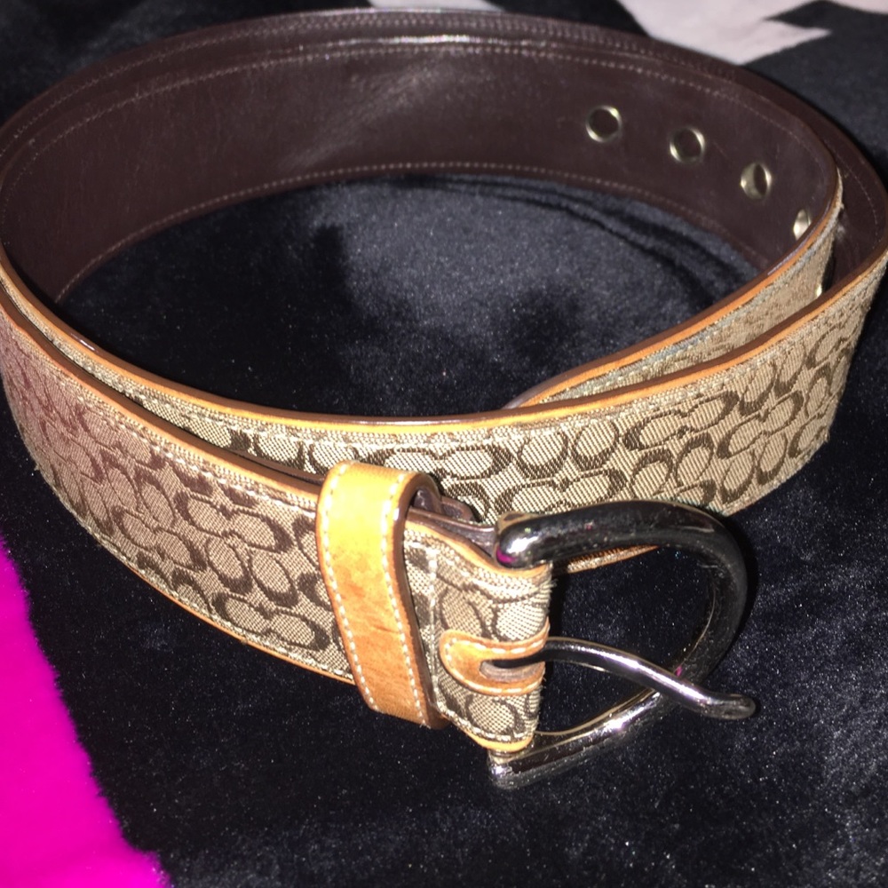 Authentic Coach belt