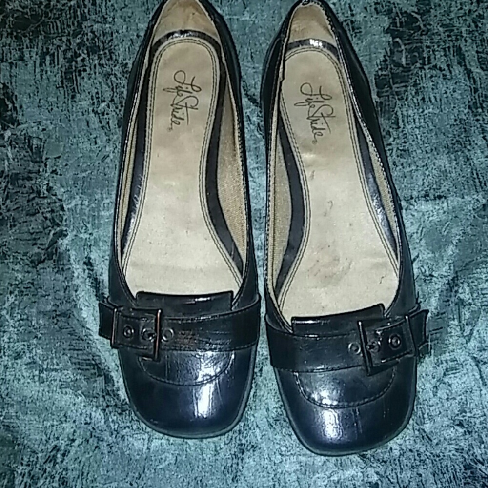 Life Strife slip on flats