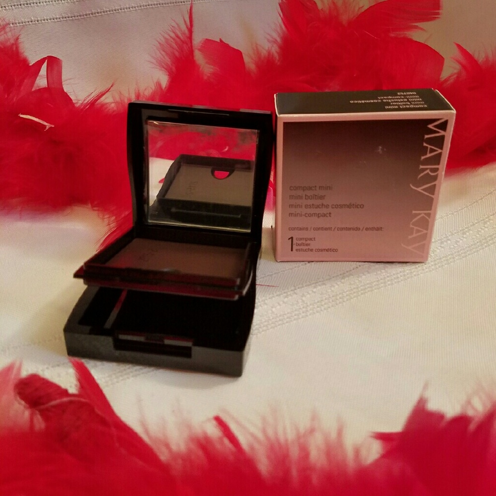 Mary Kay Compact Mini (empty)