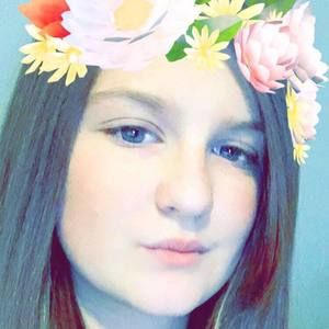 Meet your Posher, Alexis