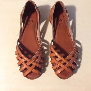 AE strappy open toe flats! NWOT!