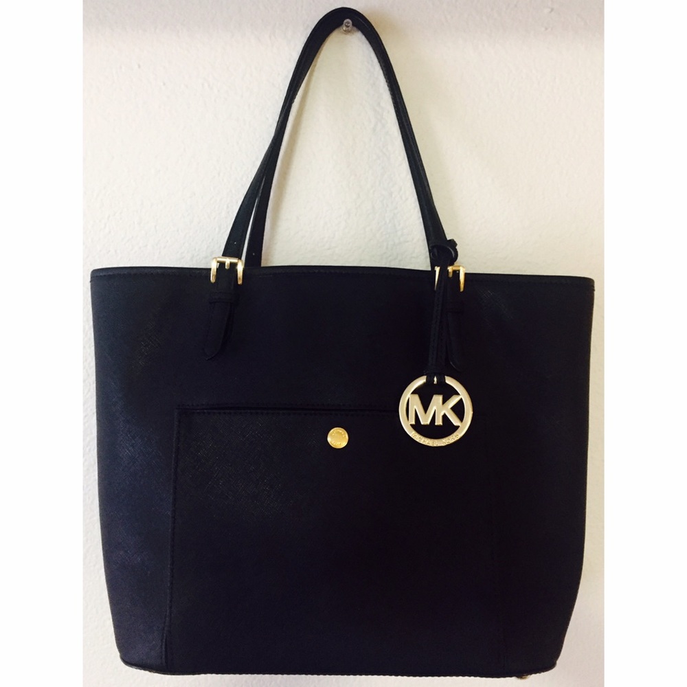 Michael Kors Jet Set Purse