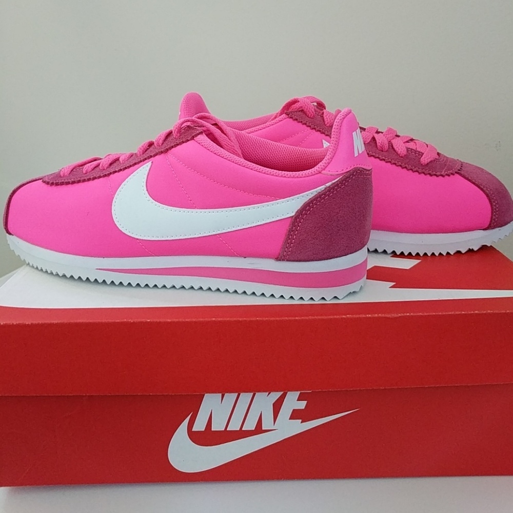 New Women's Pink Classic Cortez Shoes