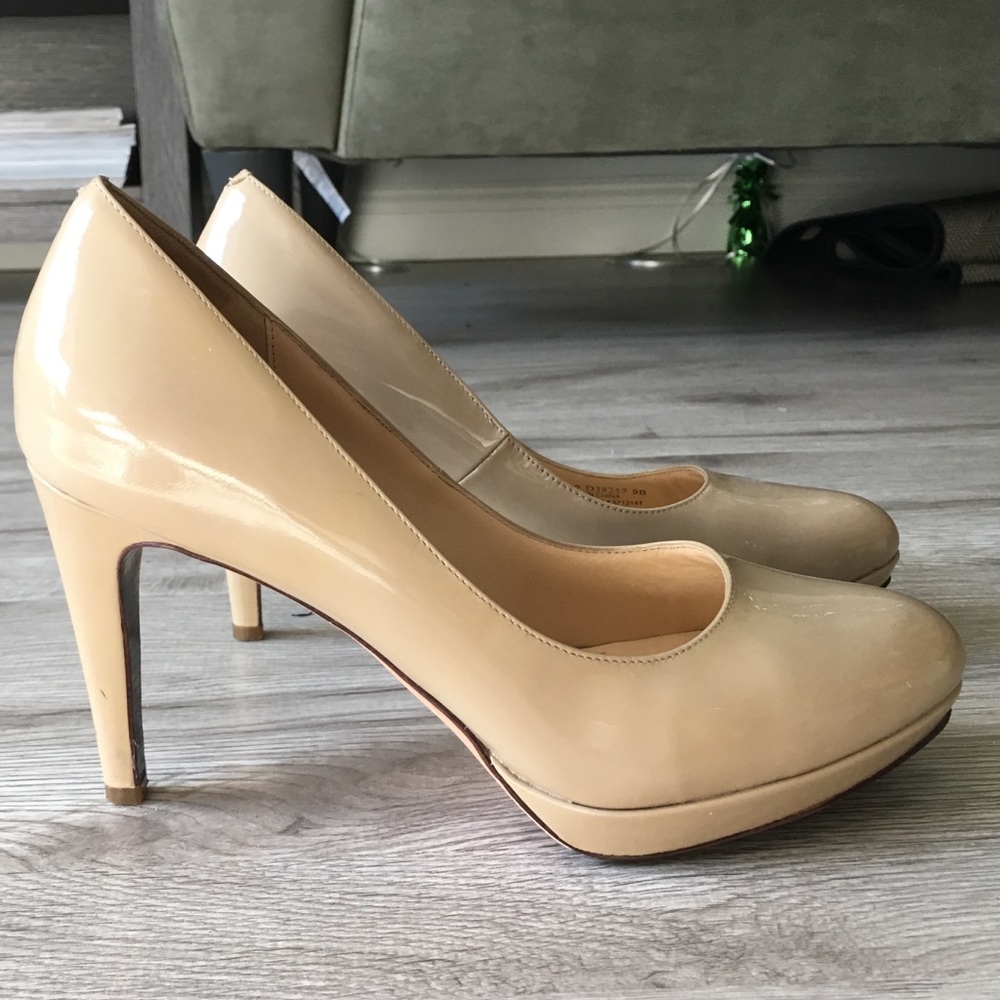 Cole Haan Chelsea patent nude pumps