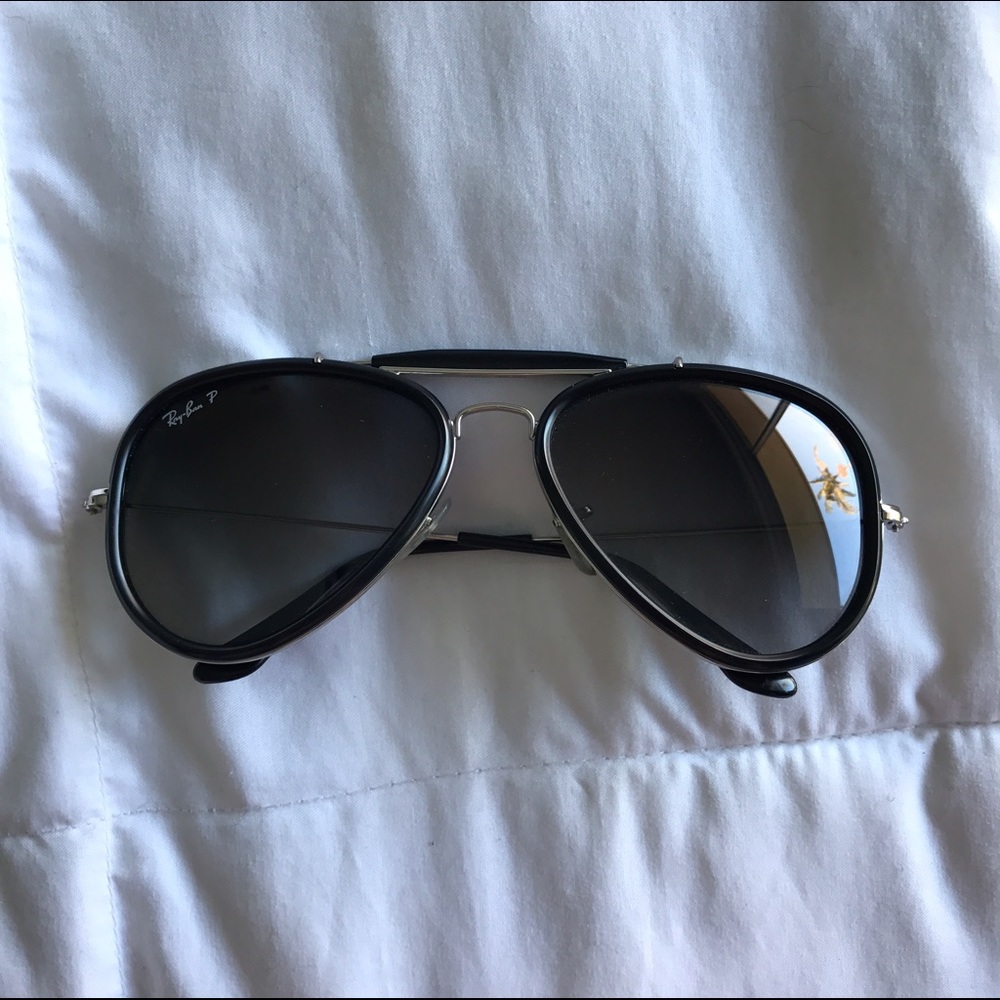 Ray ban aviator glasses- road spirit