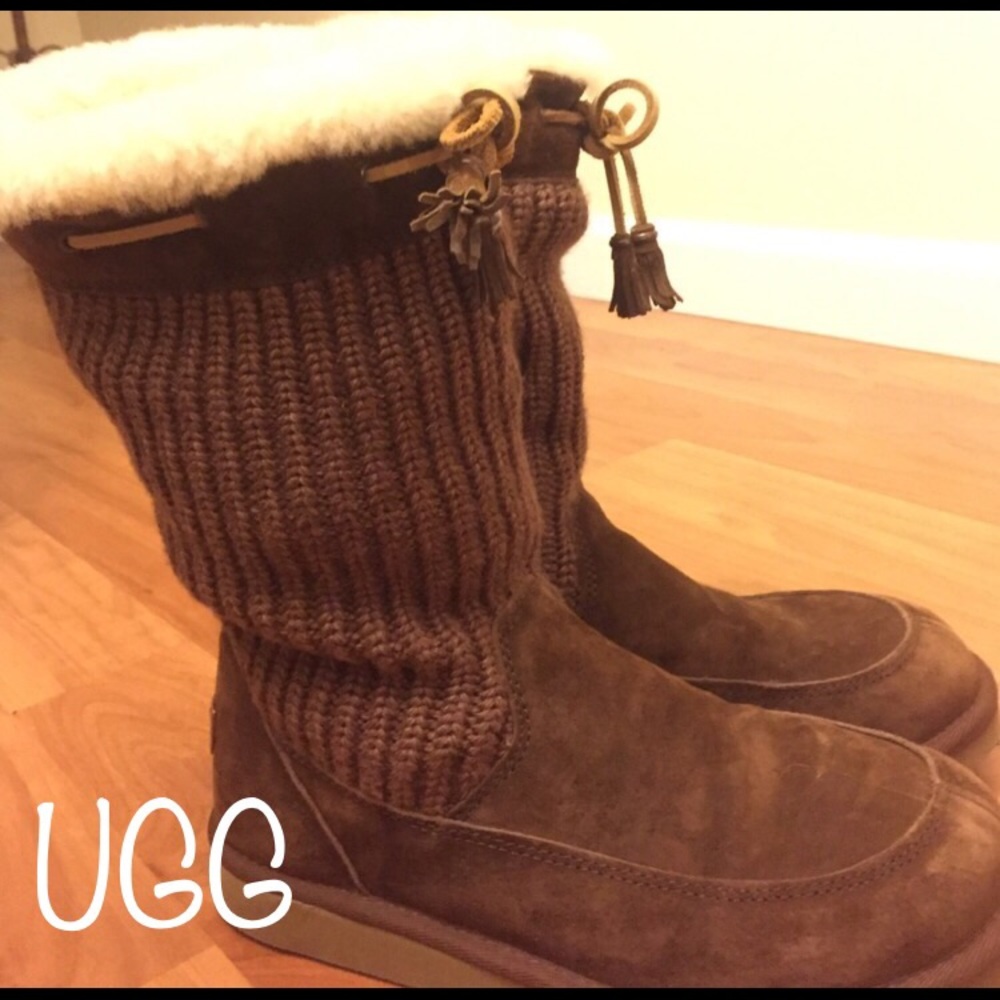 Tall UGGs - brown