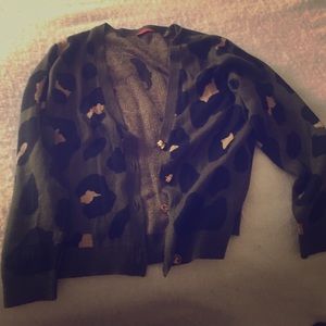 Camo sweater with skull buttons