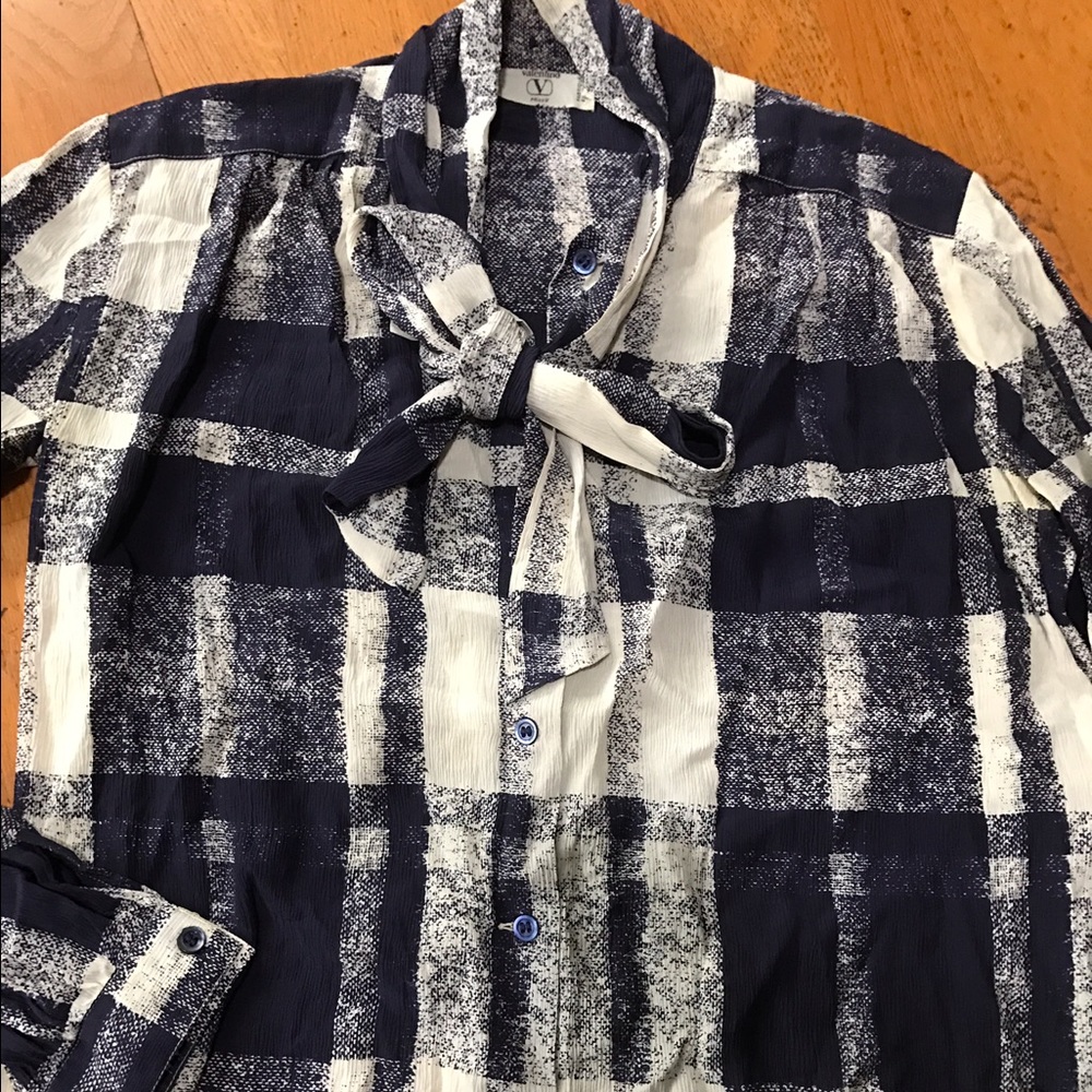 Vintage authentic Valentino blouse.pre owned.