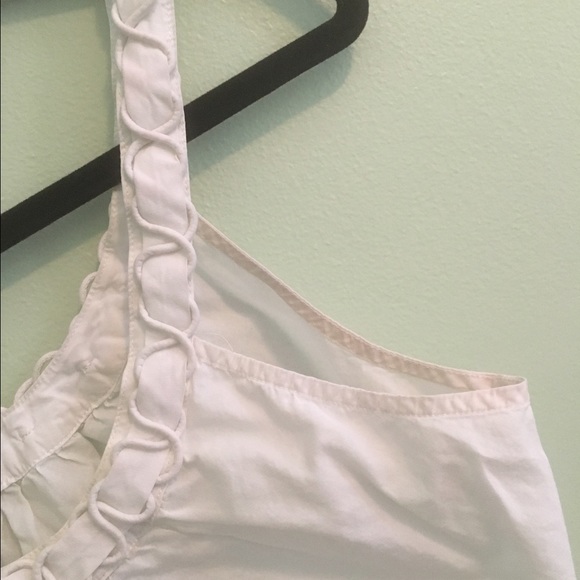Mossimo white Tank with detailed neckline. - Picture 3 of 3