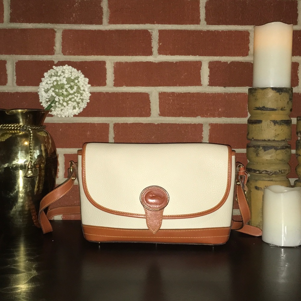 ⚡️SALE ⚡️Amazing Vintage Dooney & Bourke FIRM