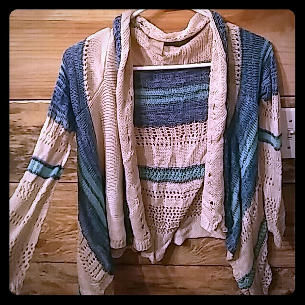 Girls 3/4 sleeve cardigan