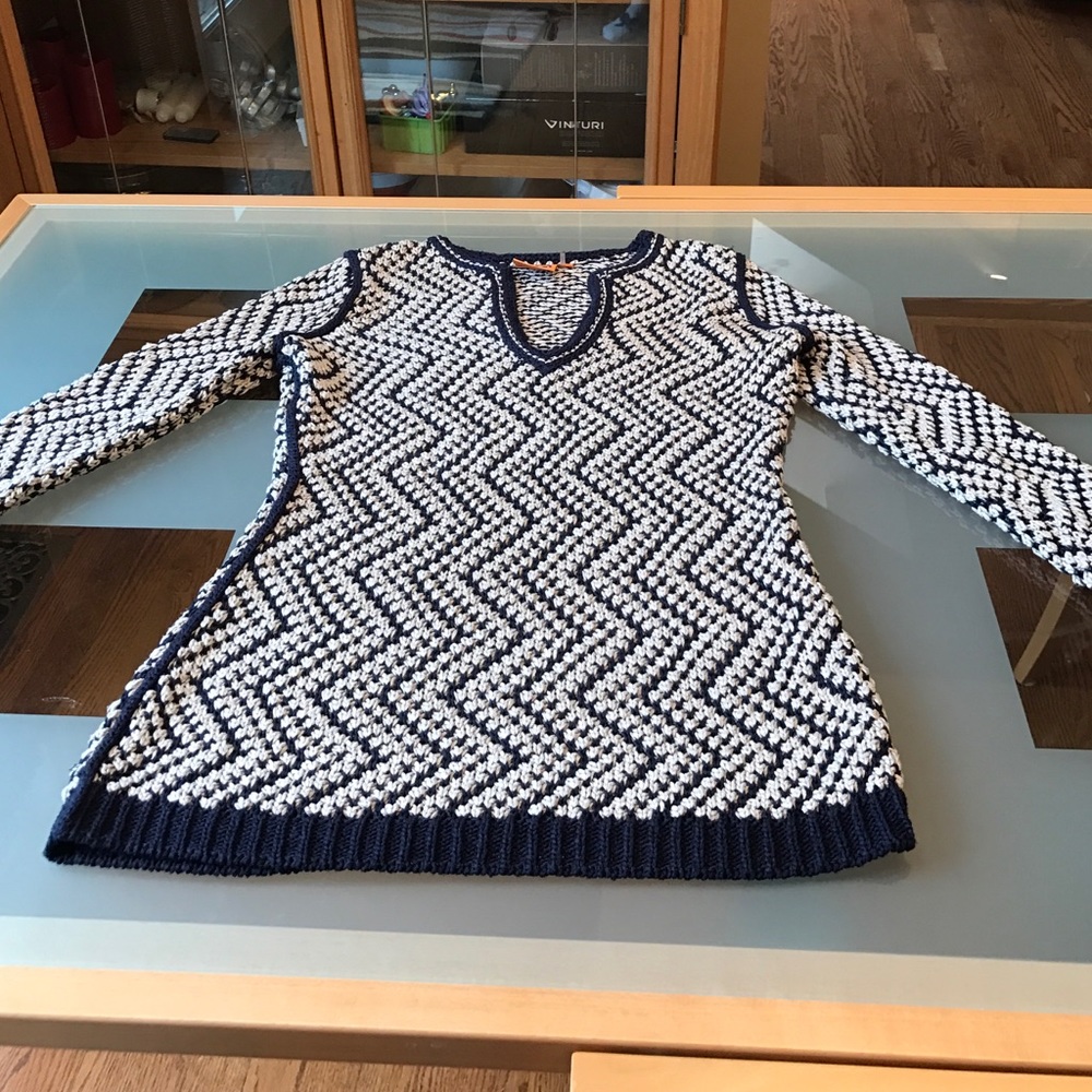 Tory Burch navy/cream sweater, only worn once!