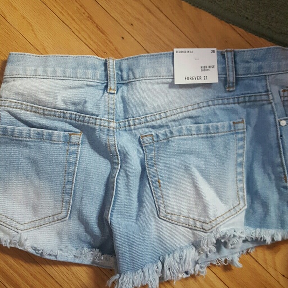 Forever 21 Shorts High rise - Picture 3 of 3