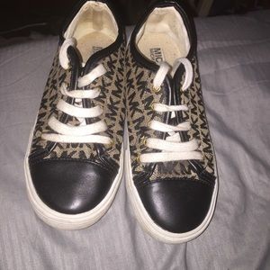 Micheal Kors shoes