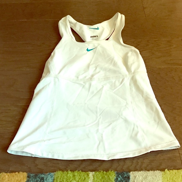 Nike dri fit tank. - Picture 1 of 2