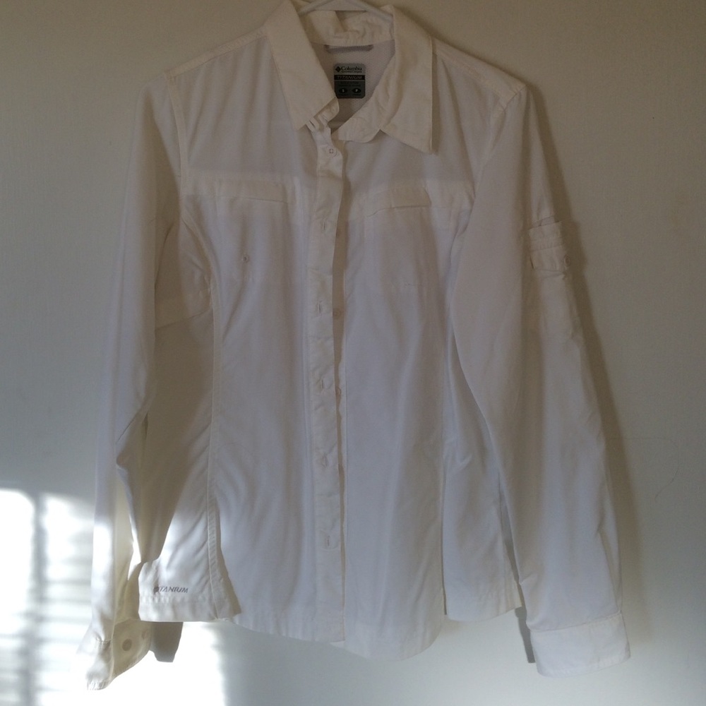 Women's Columbia button up