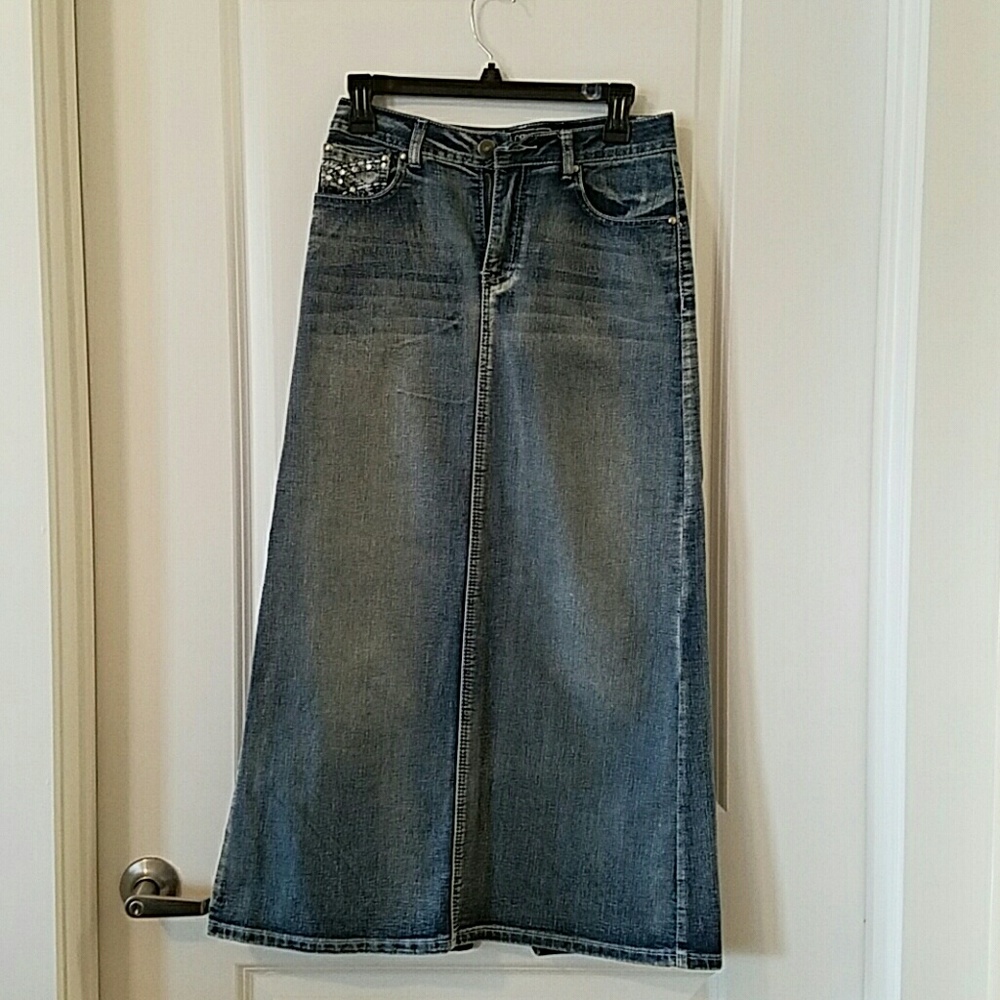Denim skirt