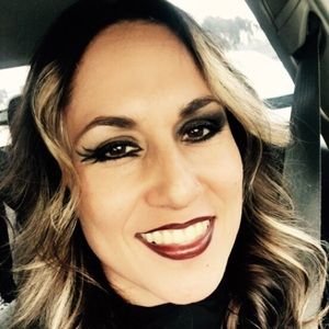 Meet your Posher, Marisa