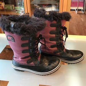 Sorel fur top boot with waterproof technology