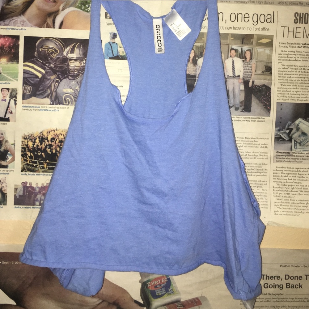 blue crop top