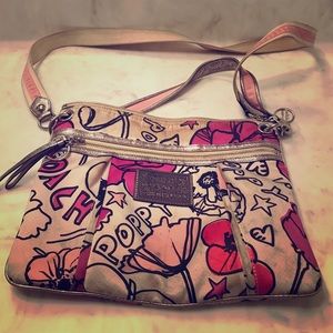 Authentic Coach poppy bag!