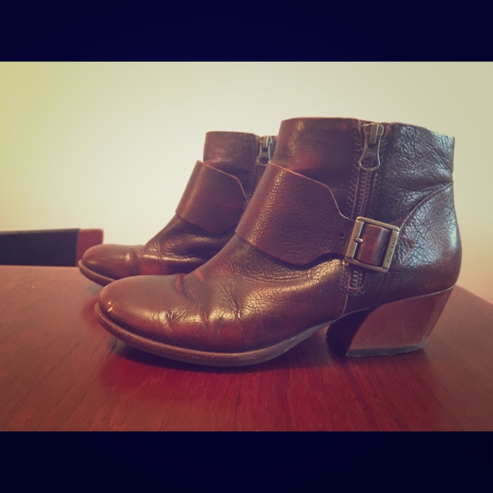 Kork-Ease Isa Low Heel Ankle Boots