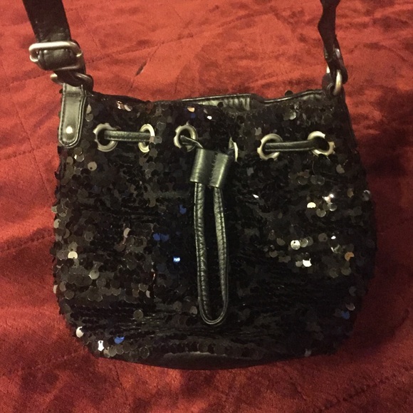 Sequin bucket bag small - Picture 4 of 4